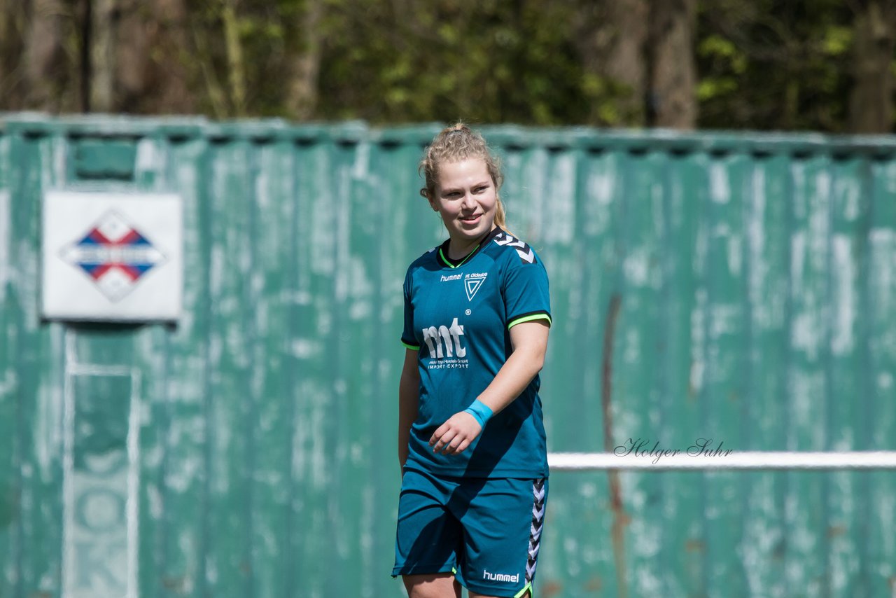 Bild 303 - wBJ VfL Oldesloe - SV Henstedt Ulzburg : Ergebnis: 3:3